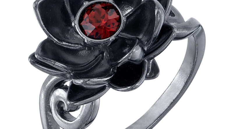 Crystal ring from the Magic: The Gathering X RockLove Black Lotus collection