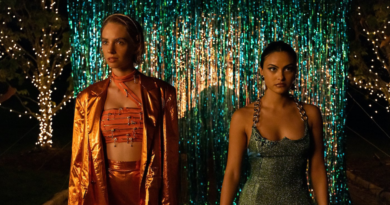 Do Revenge Maya Hawke