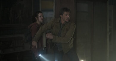 Bella Ramsey (left) as Ellie and Pedro Pascal (right) as Joel in HBO's The Last of Us show