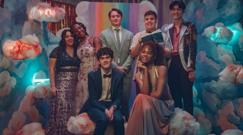 The main teenage cast of Netflix's Heartstopper Season 2