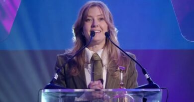 Jennifer English celebrates queer joy in Golden Joysticks Award speech